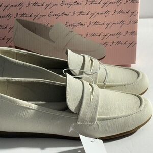 Kensie Women's Yelena Canvas casual Loafers Cream new . pick size